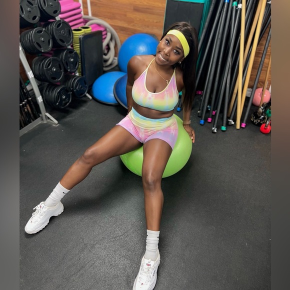 Women’s large sports set - Picture 4 of 10